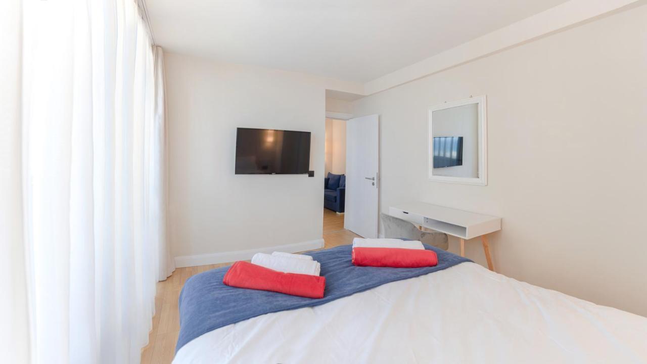Orbi City Aparthotel Batumi Exterior photo