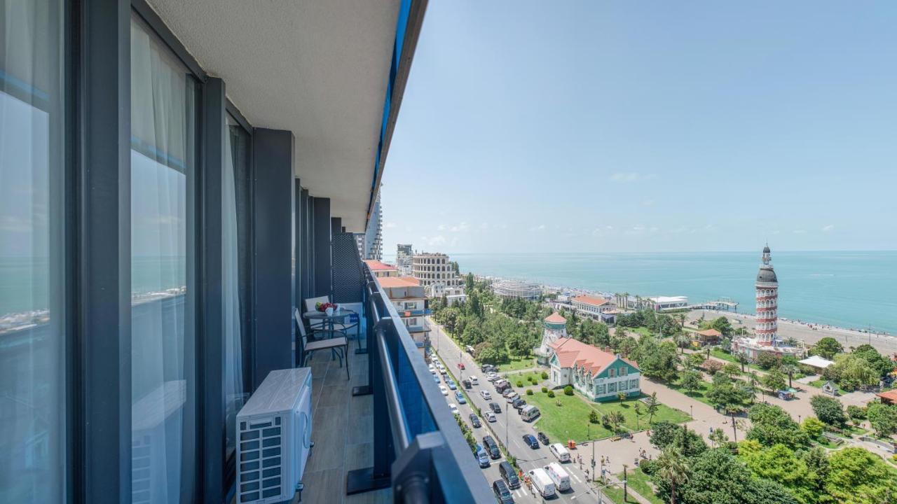 Orbi City Aparthotel Batumi Exterior photo