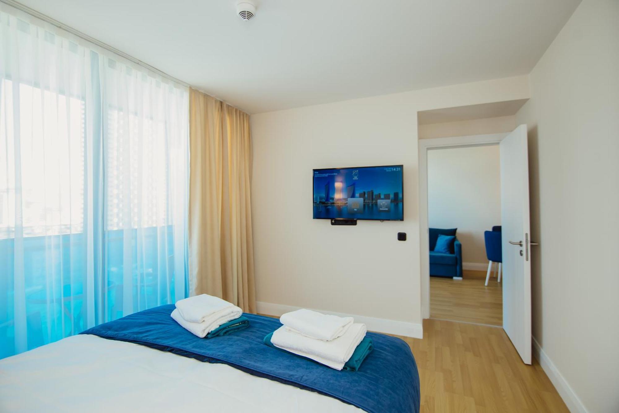 Orbi City Aparthotel Batumi Room photo