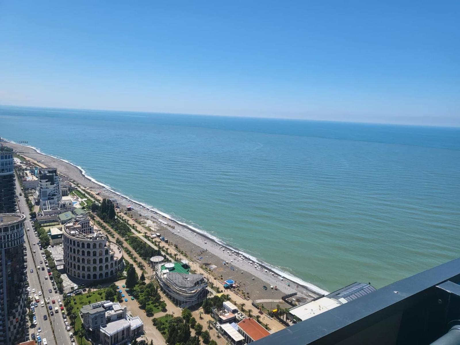 Orbi City Aparthotel Batumi Room photo